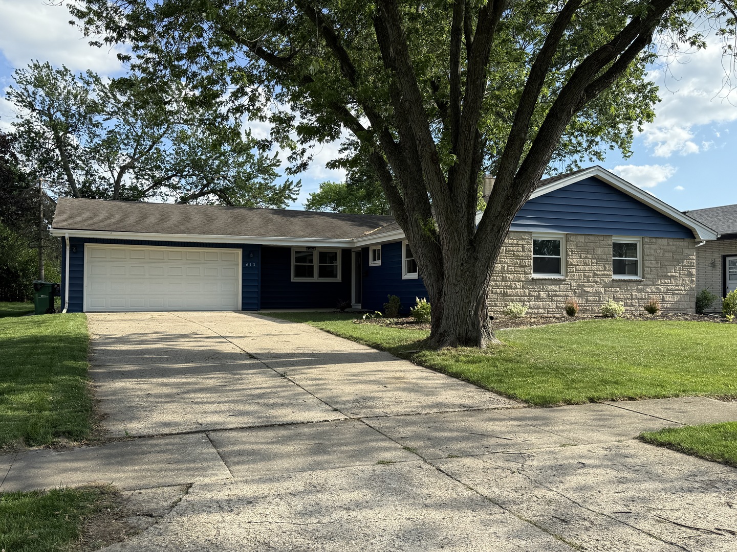 613 Katherine Street, Lockport, IL 60441