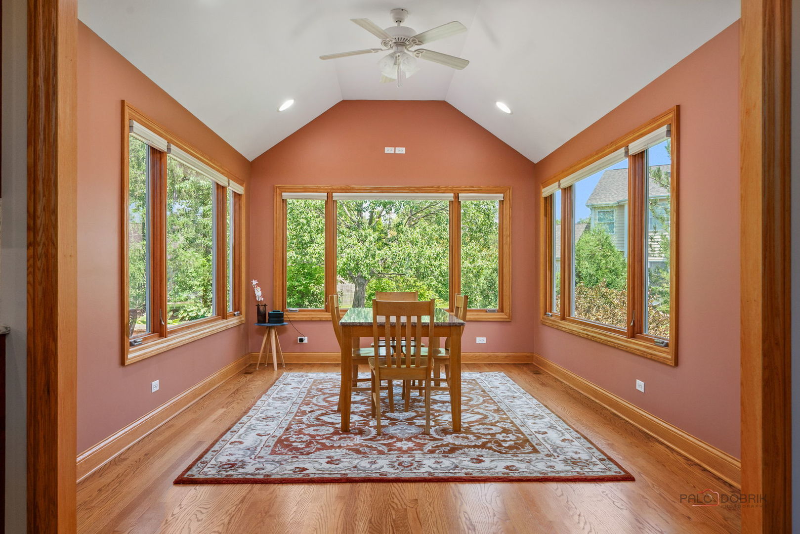 31016 Prairie Ridge Court, Libertyville, IL 60048
