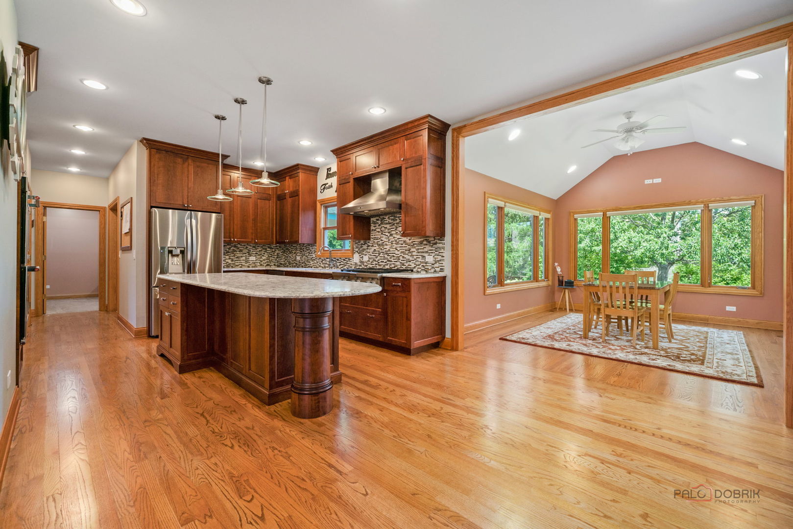 31016 Prairie Ridge Court, Libertyville, IL 60048