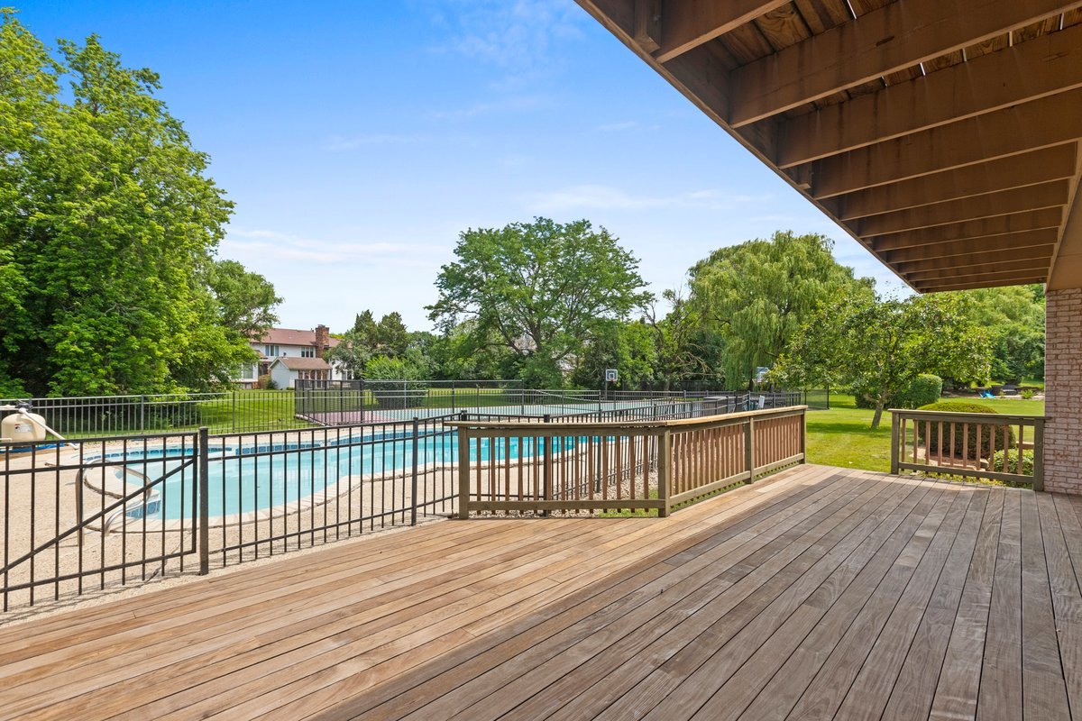 508 SAUK PATH, Oak Brook, IL 60523