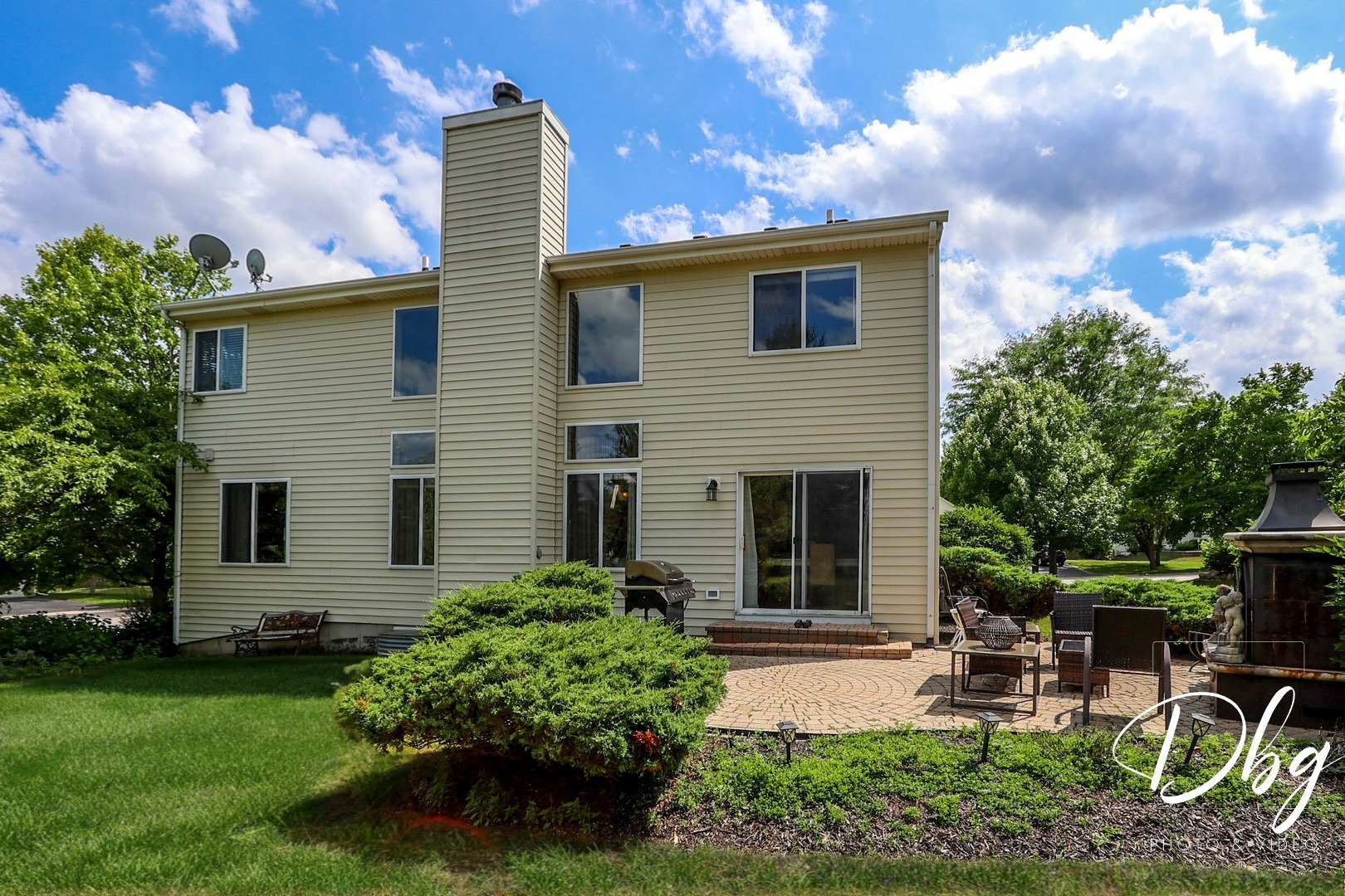 462 Nuthatch Way, Lindenhurst, IL 60046
