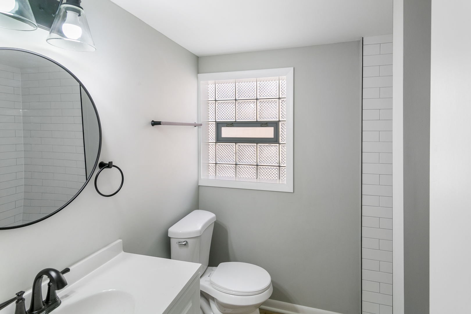 18037 Edwards Avenue, Country Club Hills, IL 60478