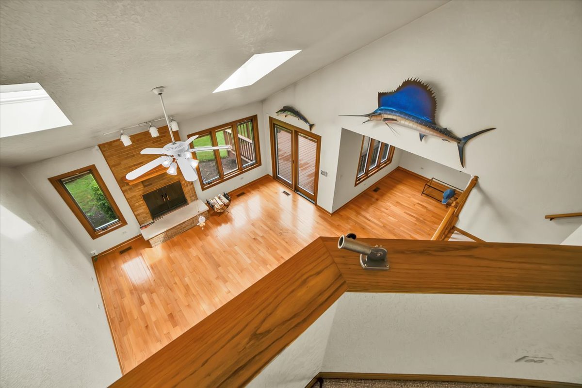 2143 N Juniper Lane, Arlington Heights, IL 60004