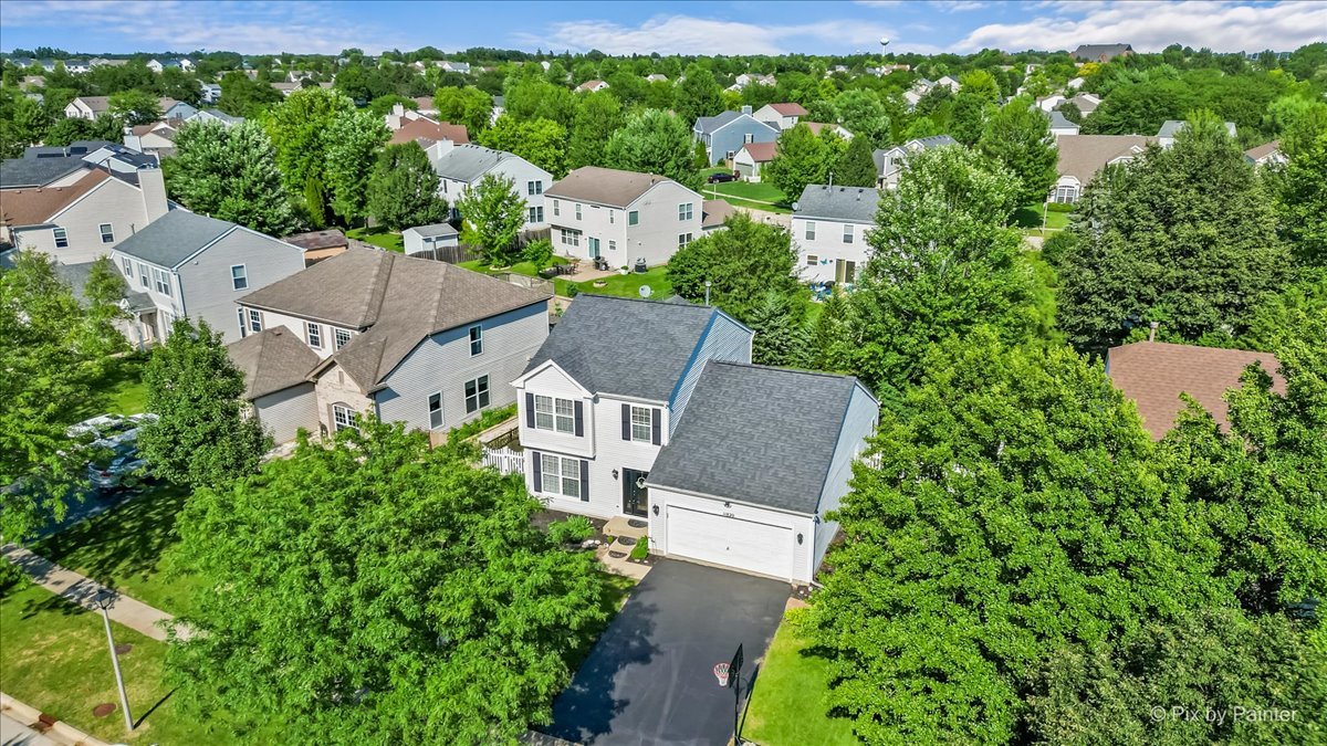 11820 Blue Bayou Drive, Huntley, IL 60142