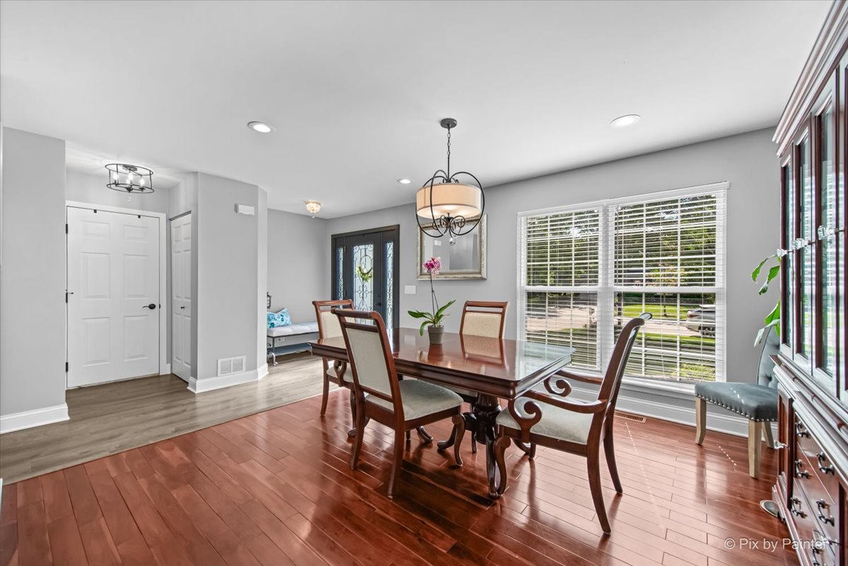 11820 Blue Bayou Drive, Huntley, IL 60142