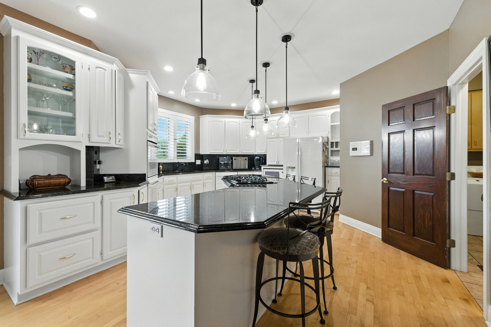 7n399 Homeward Glen Drive, St. Charles, IL 60175