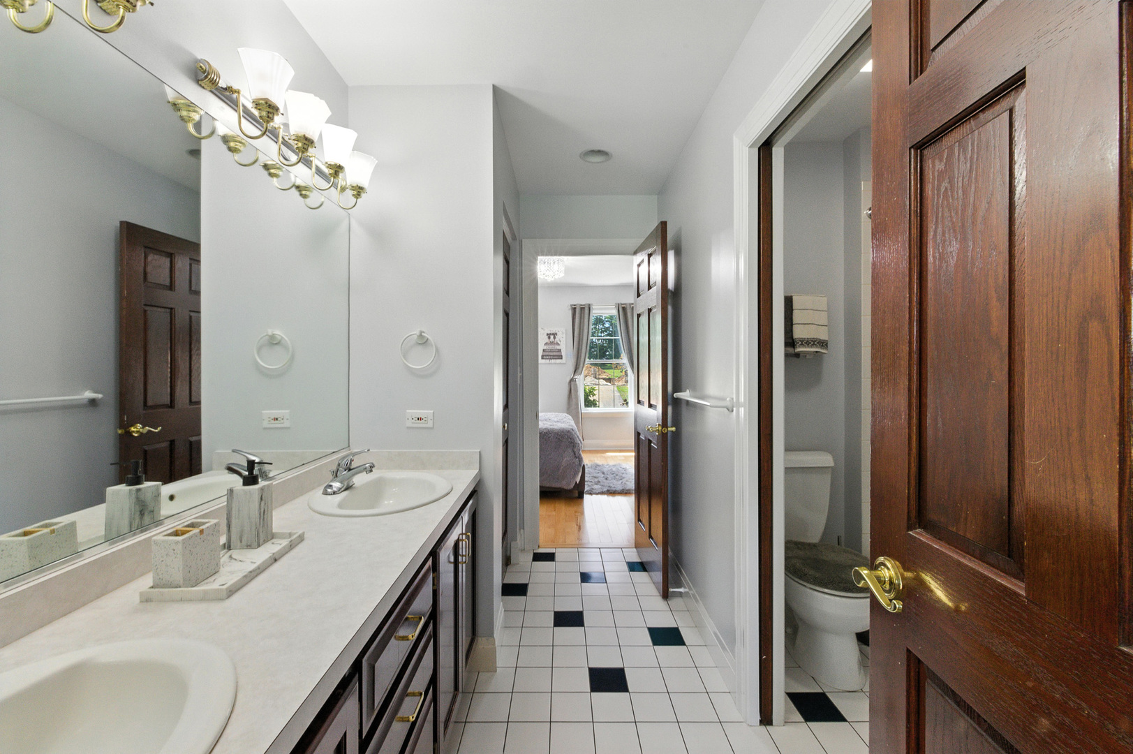 7n399 Homeward Glen Drive, St. Charles, IL 60175