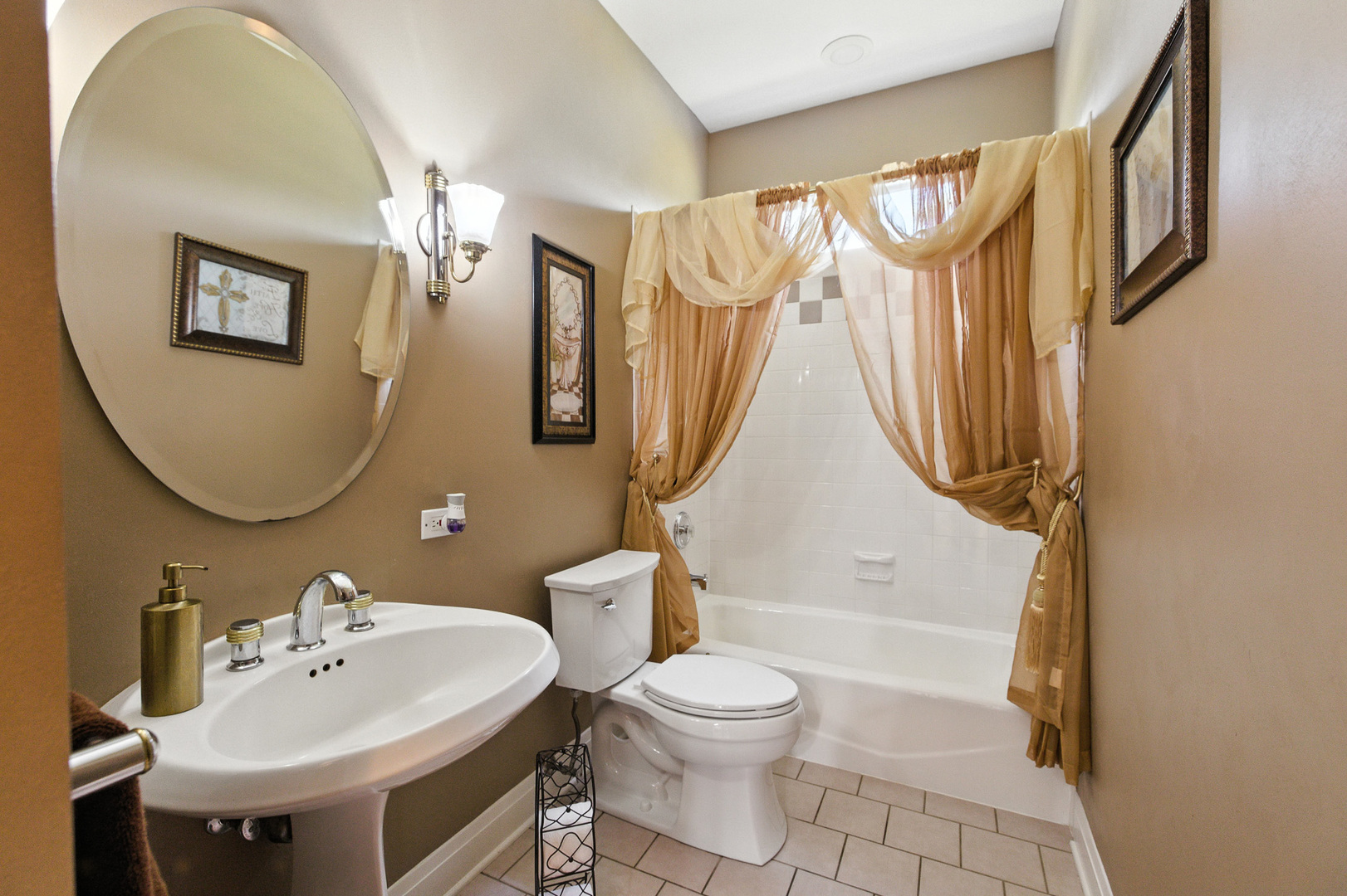 7n399 Homeward Glen Drive, St. Charles, IL 60175