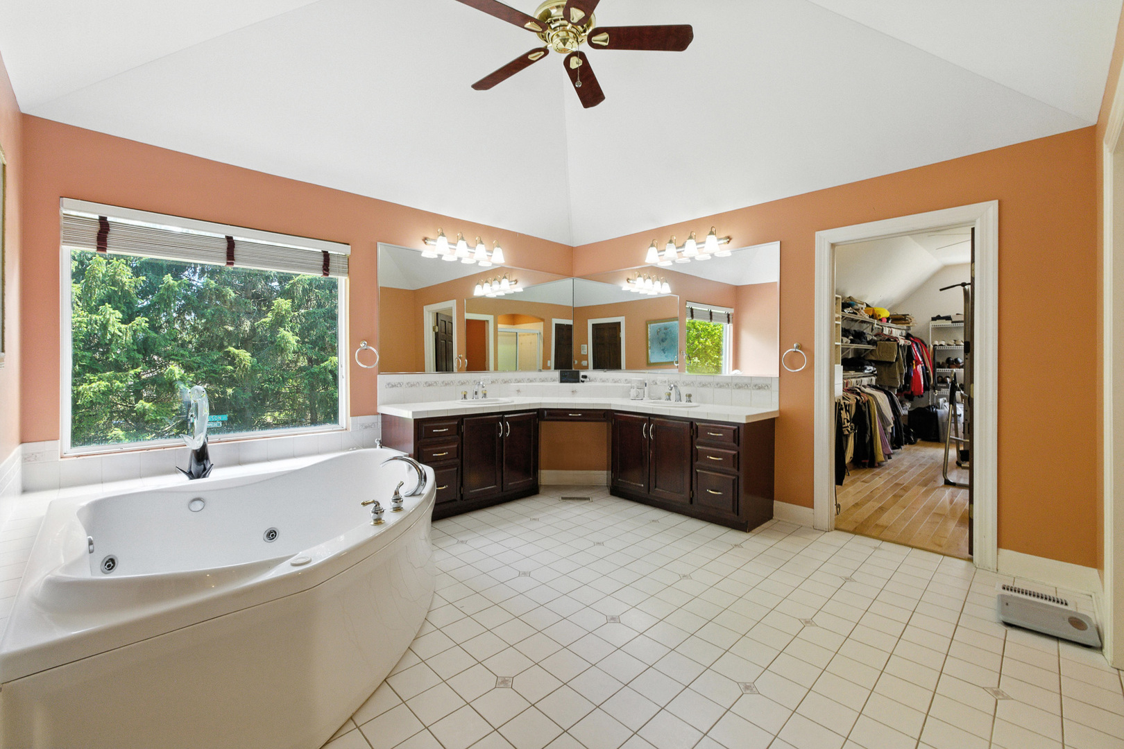 7n399 Homeward Glen Drive, St. Charles, IL 60175