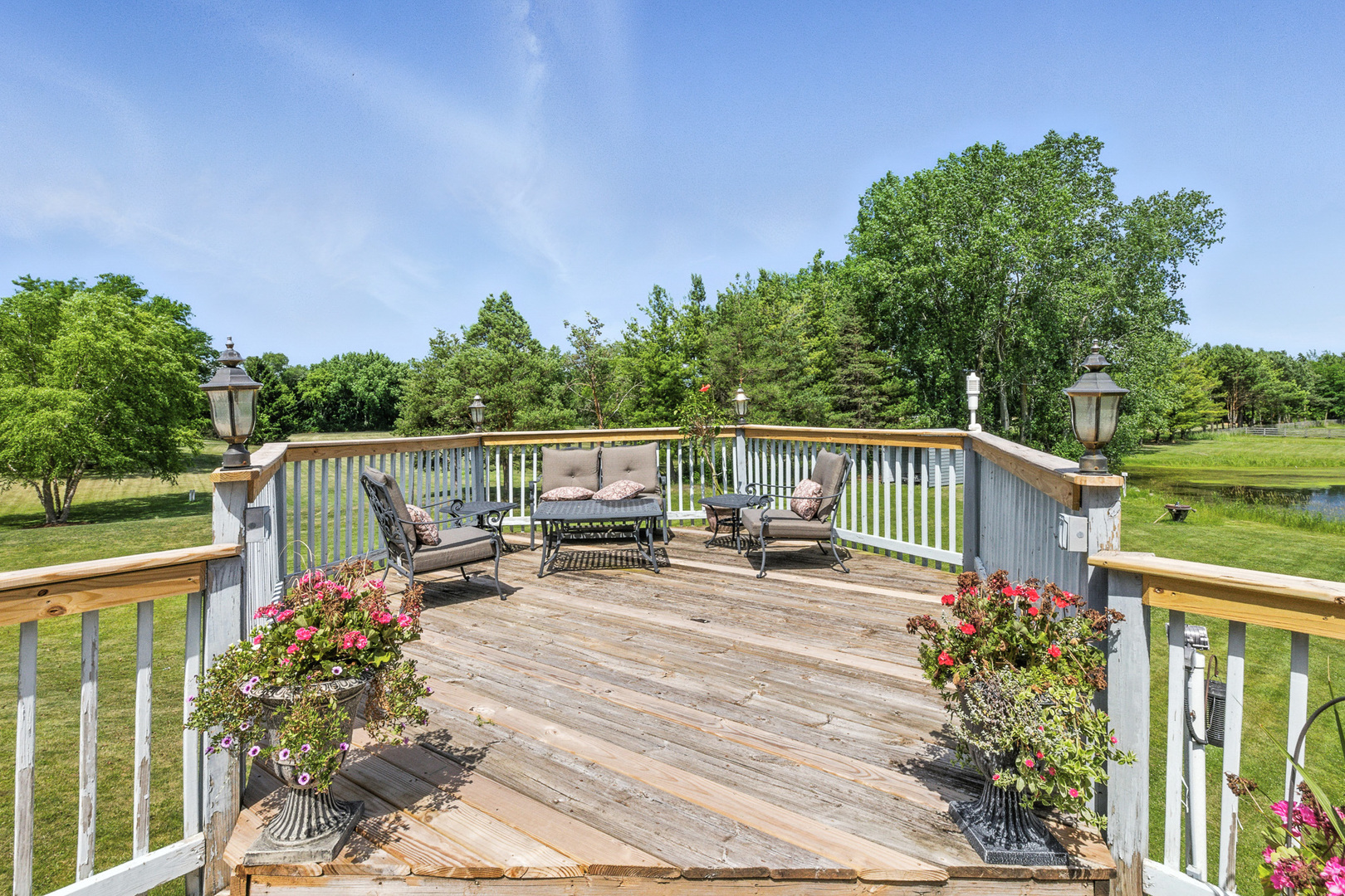 7n399 Homeward Glen Drive, St. Charles, IL 60175