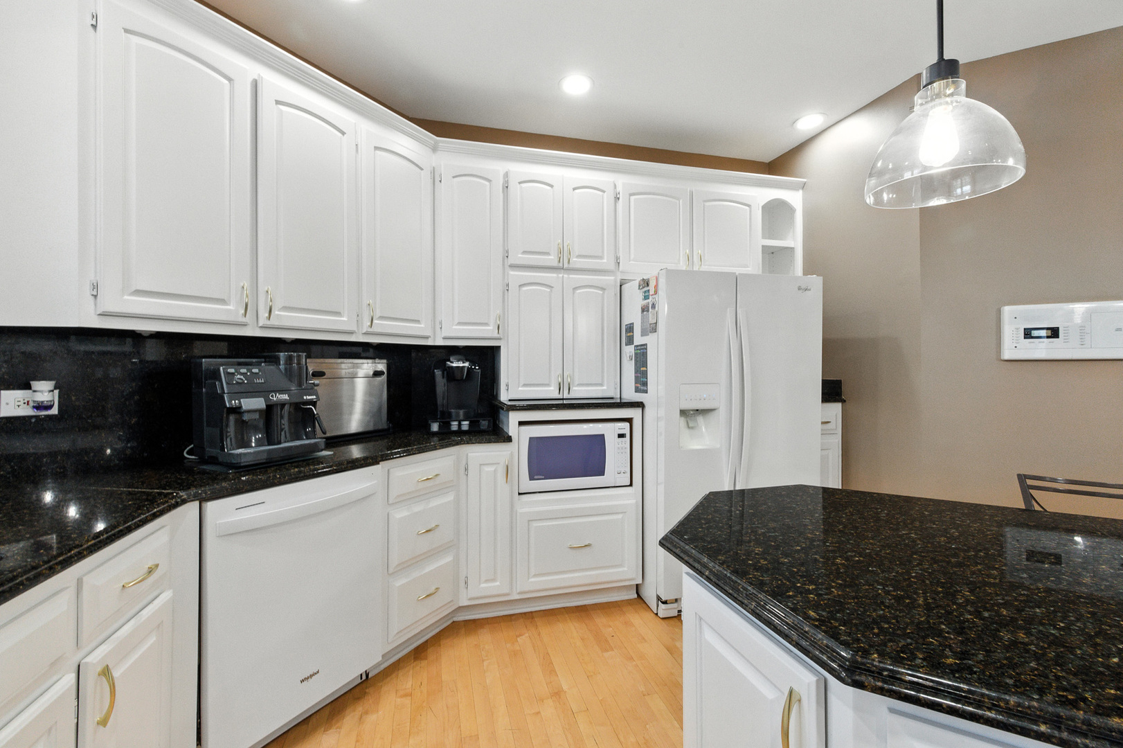 7n399 Homeward Glen Drive, St. Charles, IL 60175