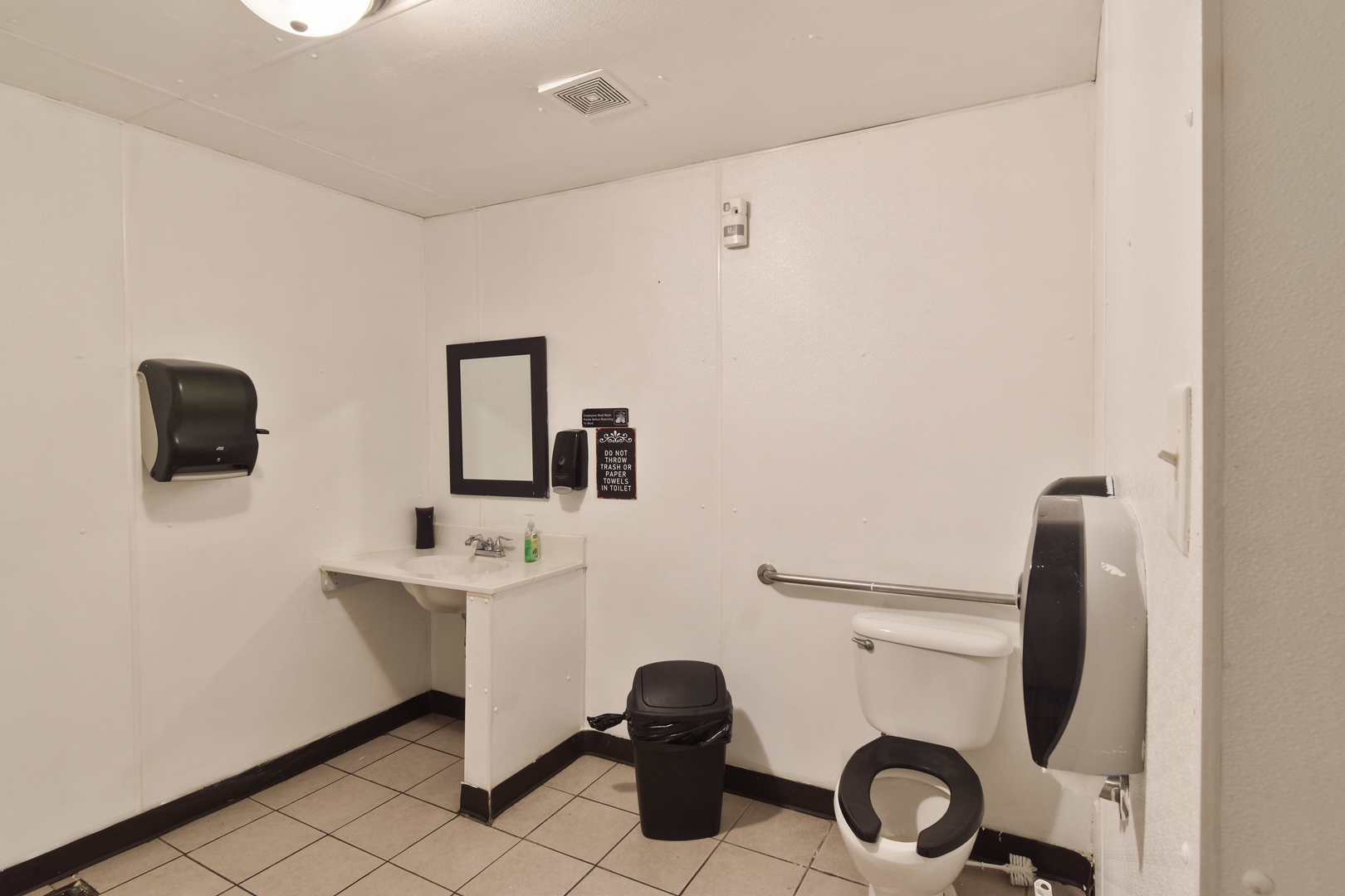 118 E Main Street, Dwight, IL 60420