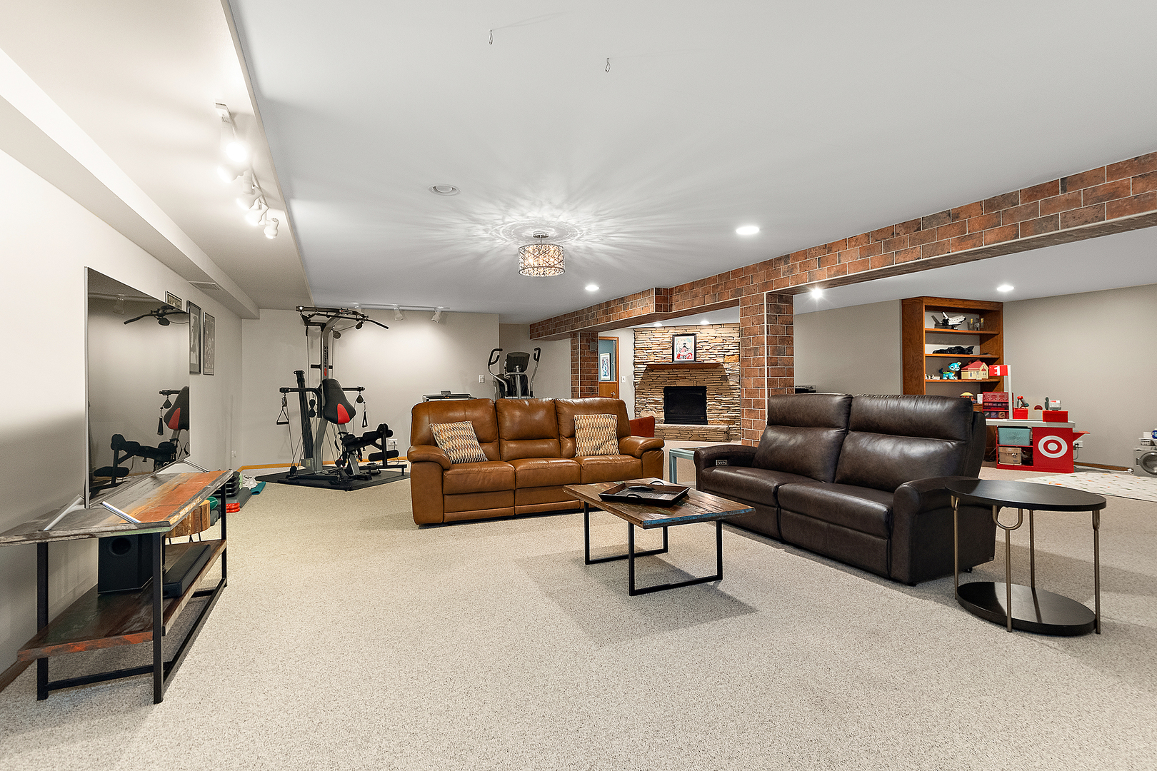 11981 Camelot Avenue, Mokena, IL 60448