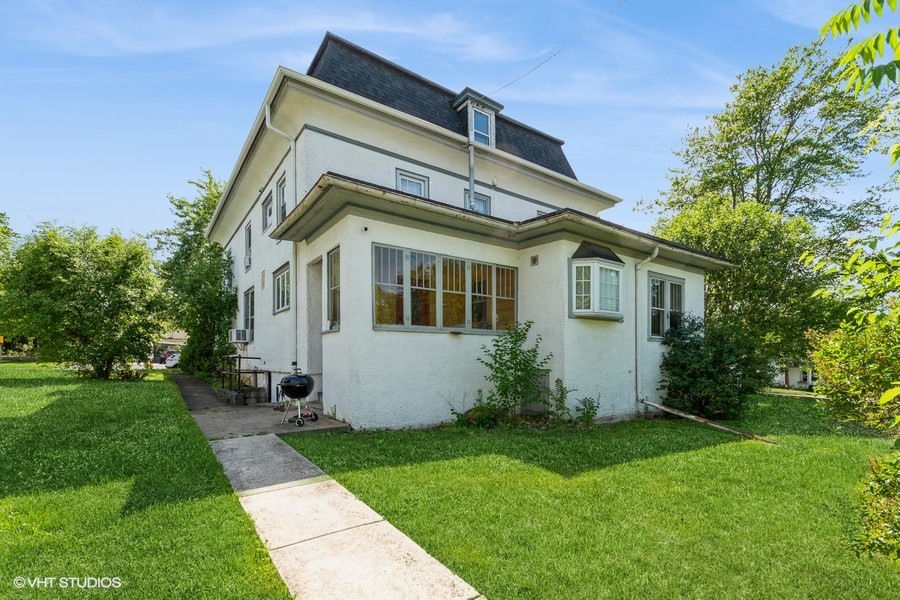 204 E 5th Street, Lockport, IL 60441
