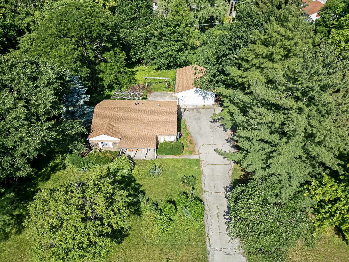 5736 Willow Springs Road, La Grange Highlands, IL 60525