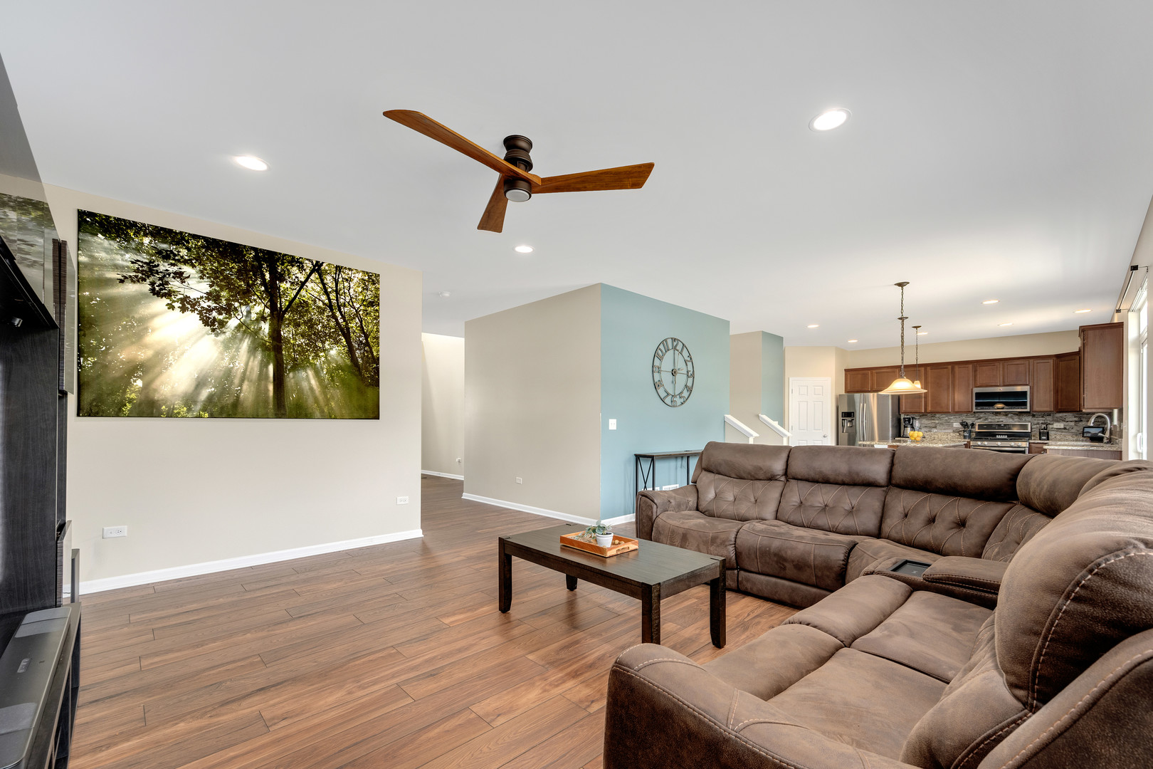 1127 Woodiris Drive, Joliet, IL 60431