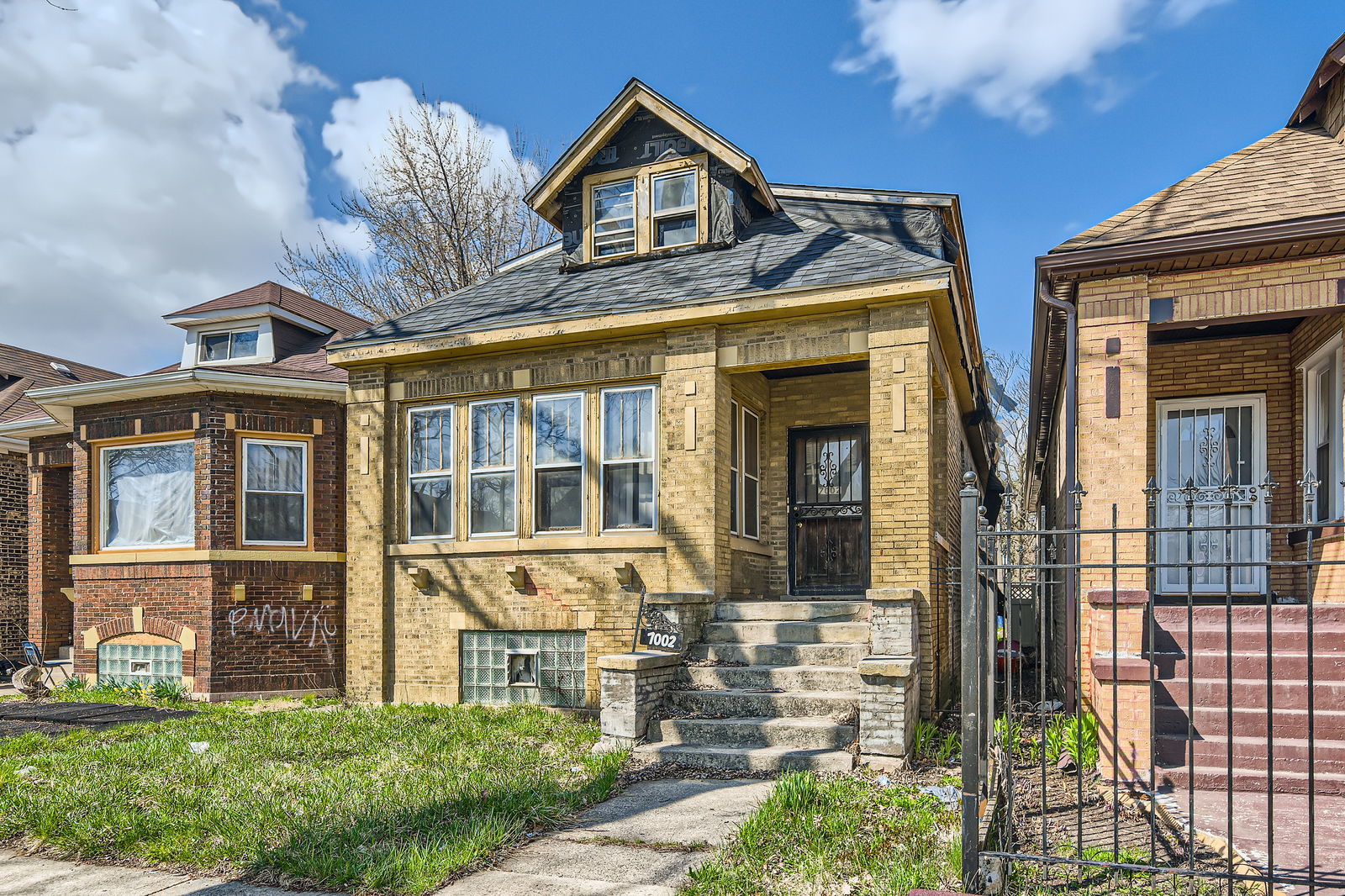 7002 S Hermitage Avenue, Chicago, IL 60636