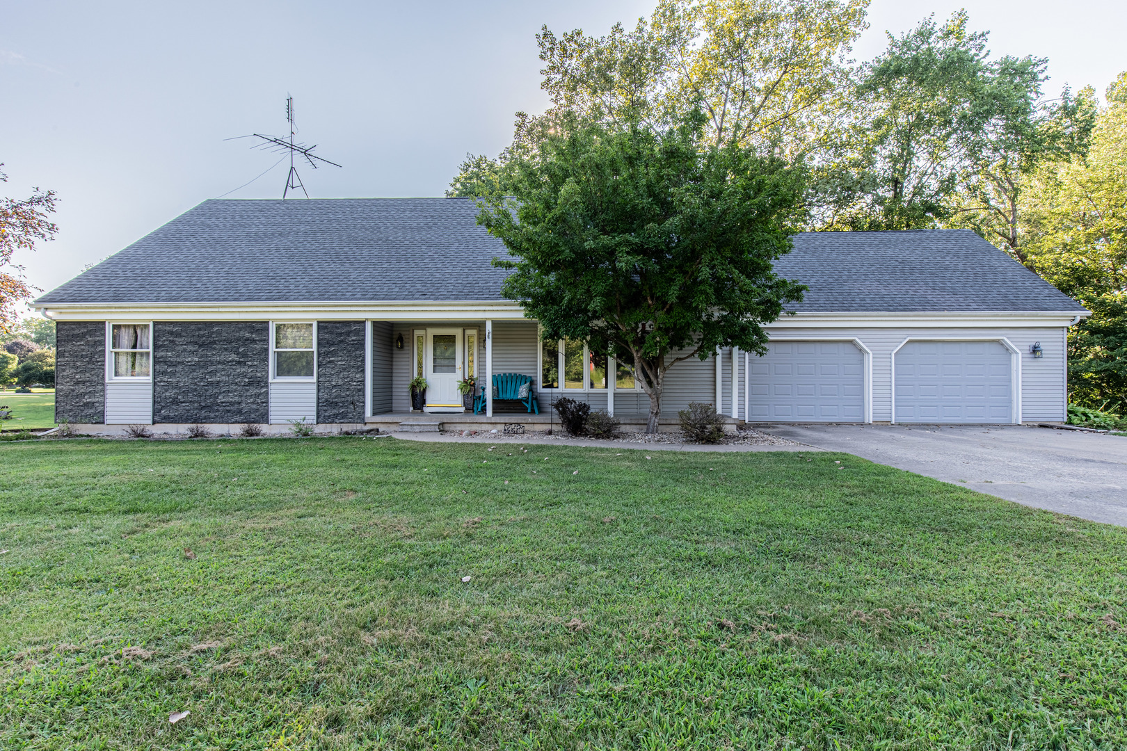 14389 Lovers Lane Road, Princeton, IL 61356
