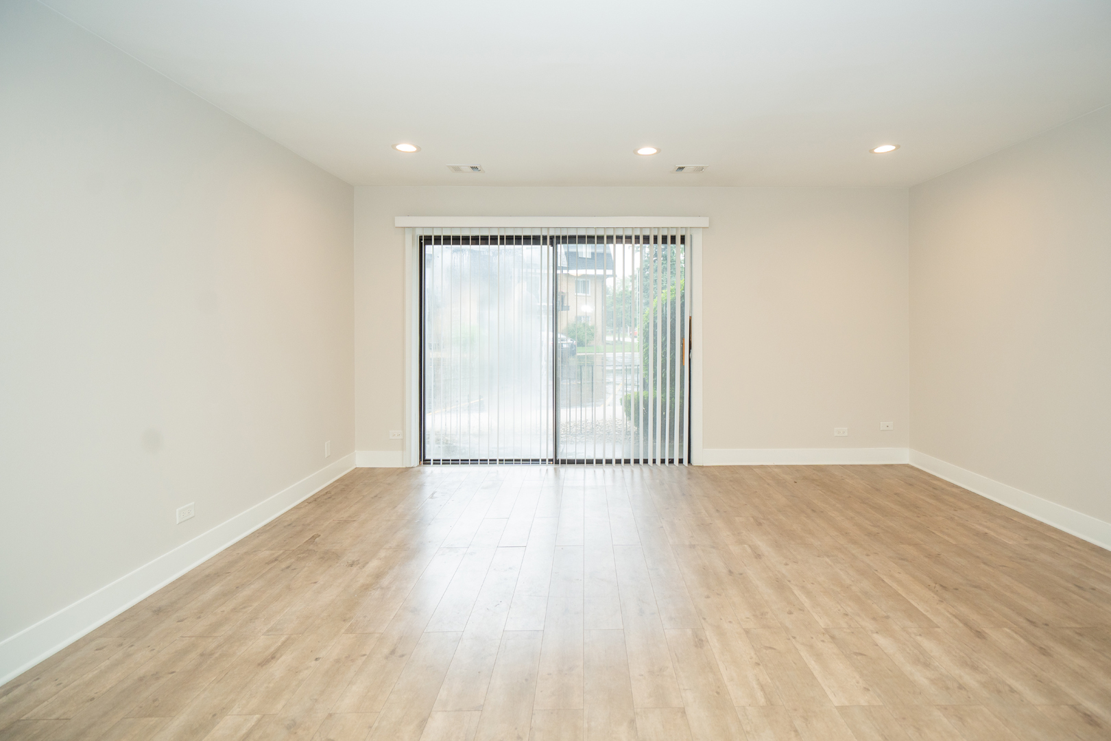 4833 W 109th Street #103, Oak Lawn, IL 60453