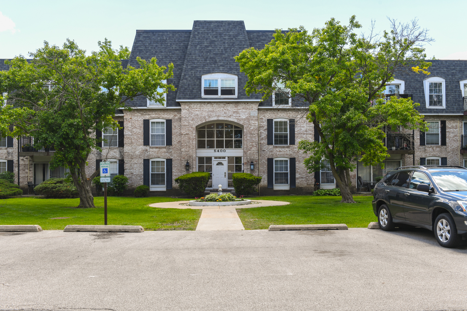 5400 CARRIAGEWAY Drive #315, Rolling Meadows, IL 60008