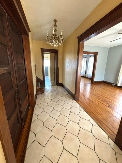 707 Mcdonough Street, Joliet, IL 60436