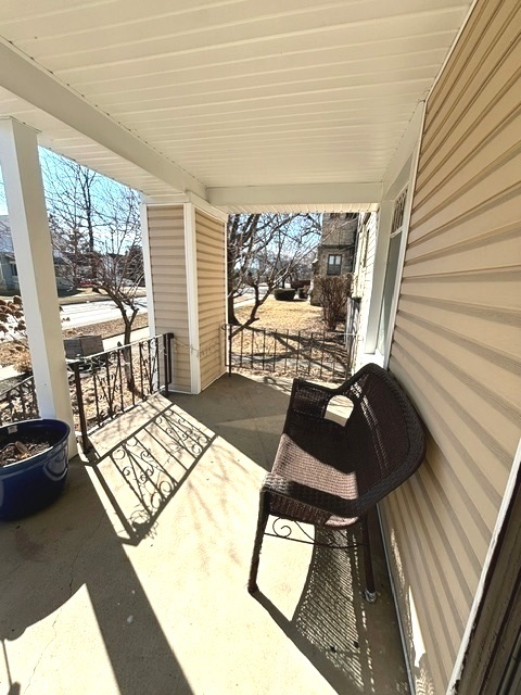 707 Mcdonough Street, Joliet, IL 60436