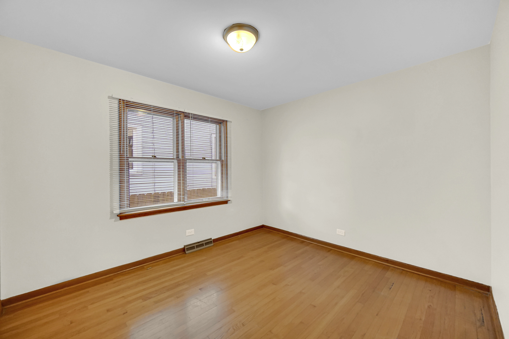 2621 Ridge Road, Lansing, IL 60438