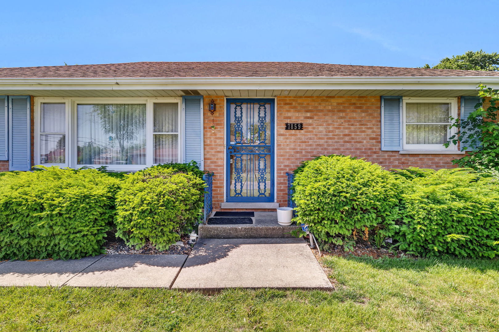 7859 78th Street, Bridgeview, IL 60455