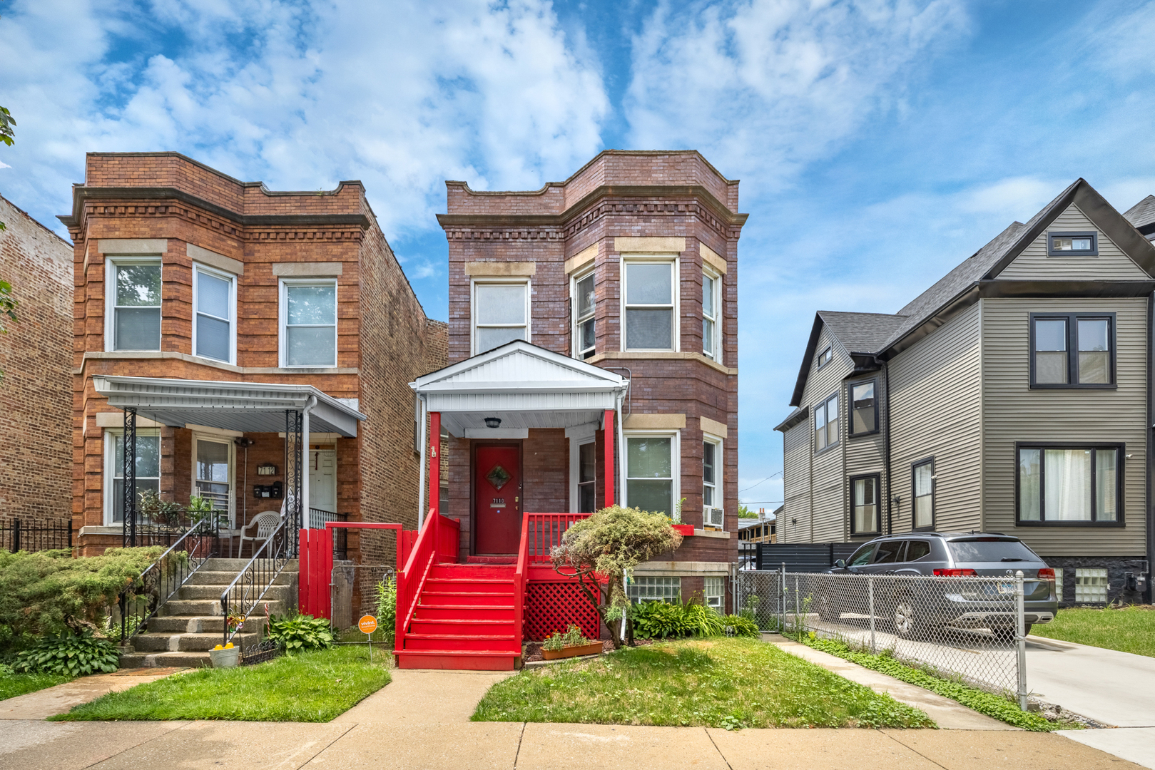 7110 S Eberhart Avenue, Chicago, IL 60619