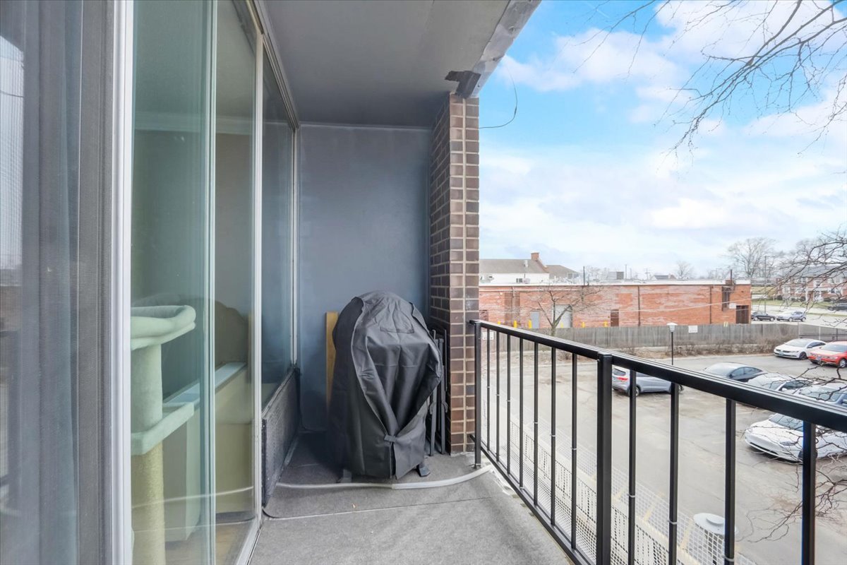 1043 S YORK Road #207, Bensenville, IL 60106
