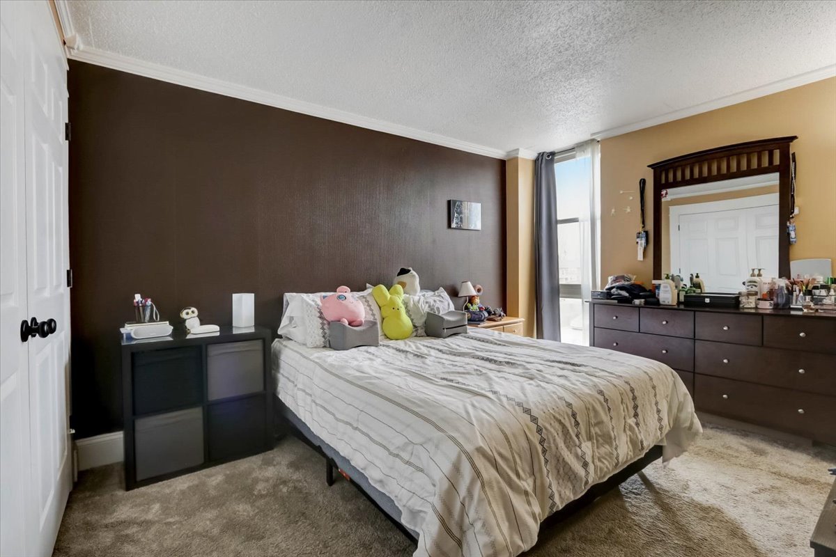 1043 S YORK Road #207, Bensenville, IL 60106