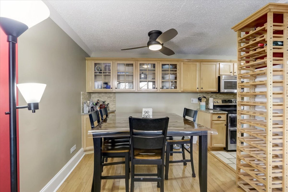 1043 S YORK Road #207, Bensenville, IL 60106