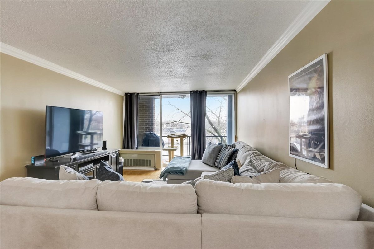 1043 S YORK Road #207, Bensenville, IL 60106