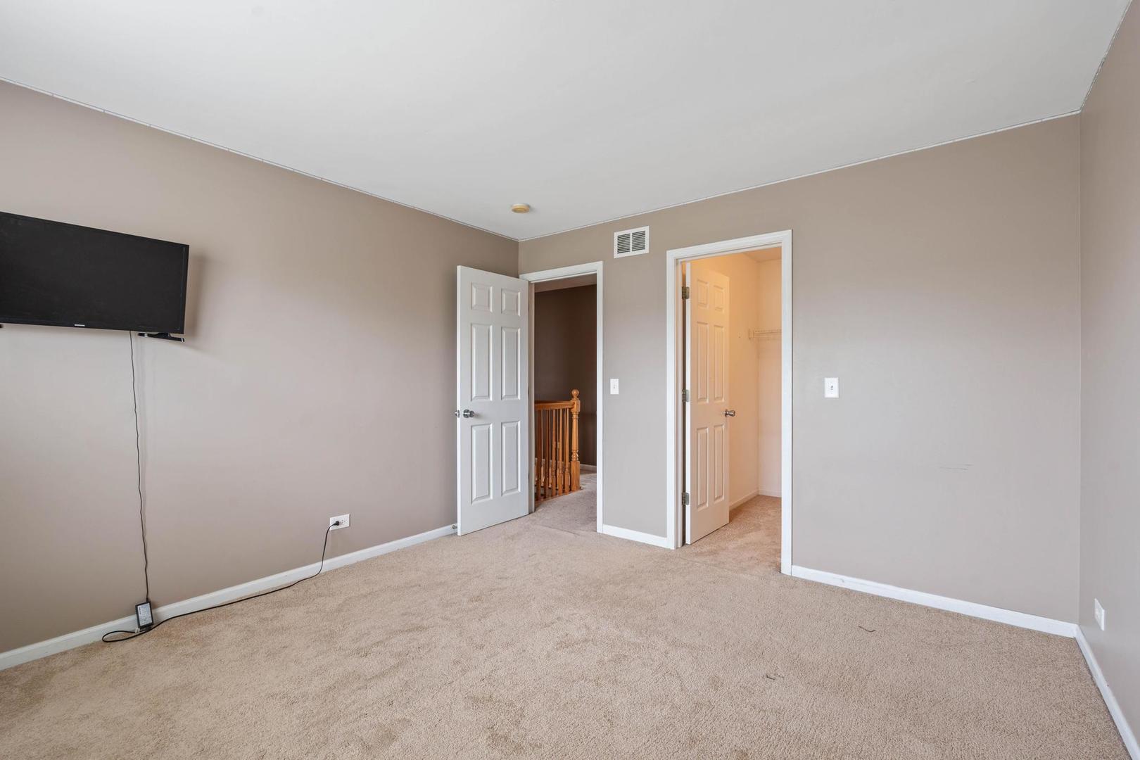 2668 Bull Run Drive, Aurora, IL 60503