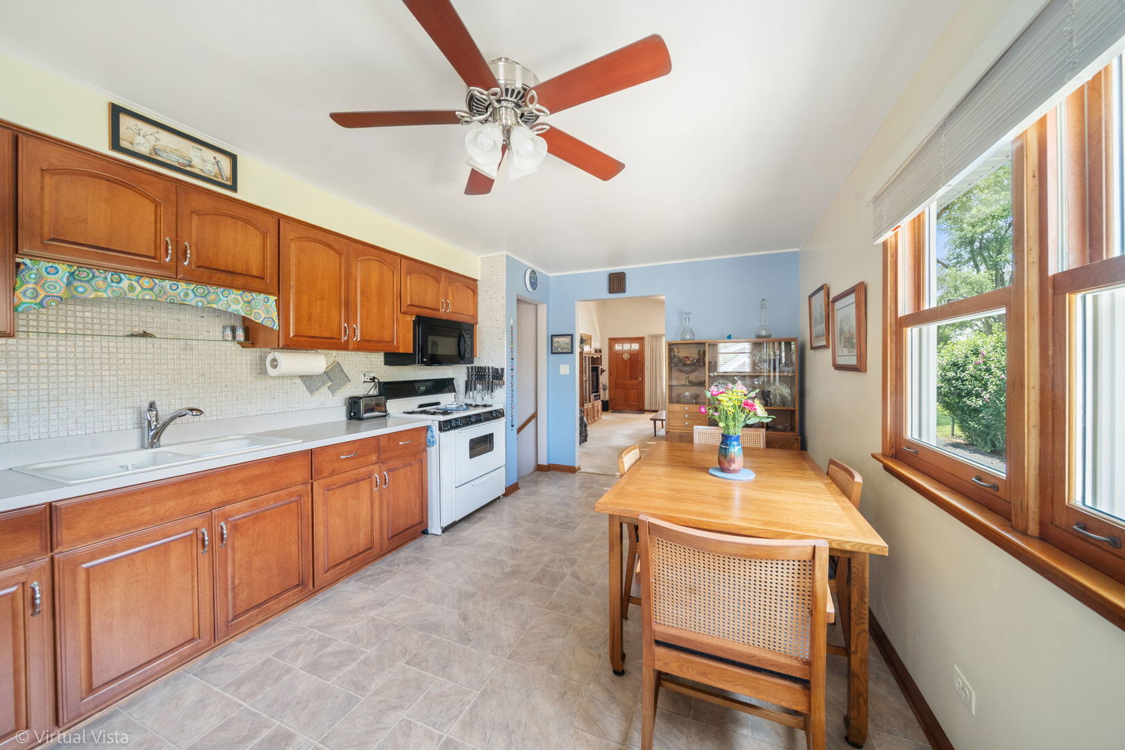 252 W Ethel Avenue, Lombard, IL 60148