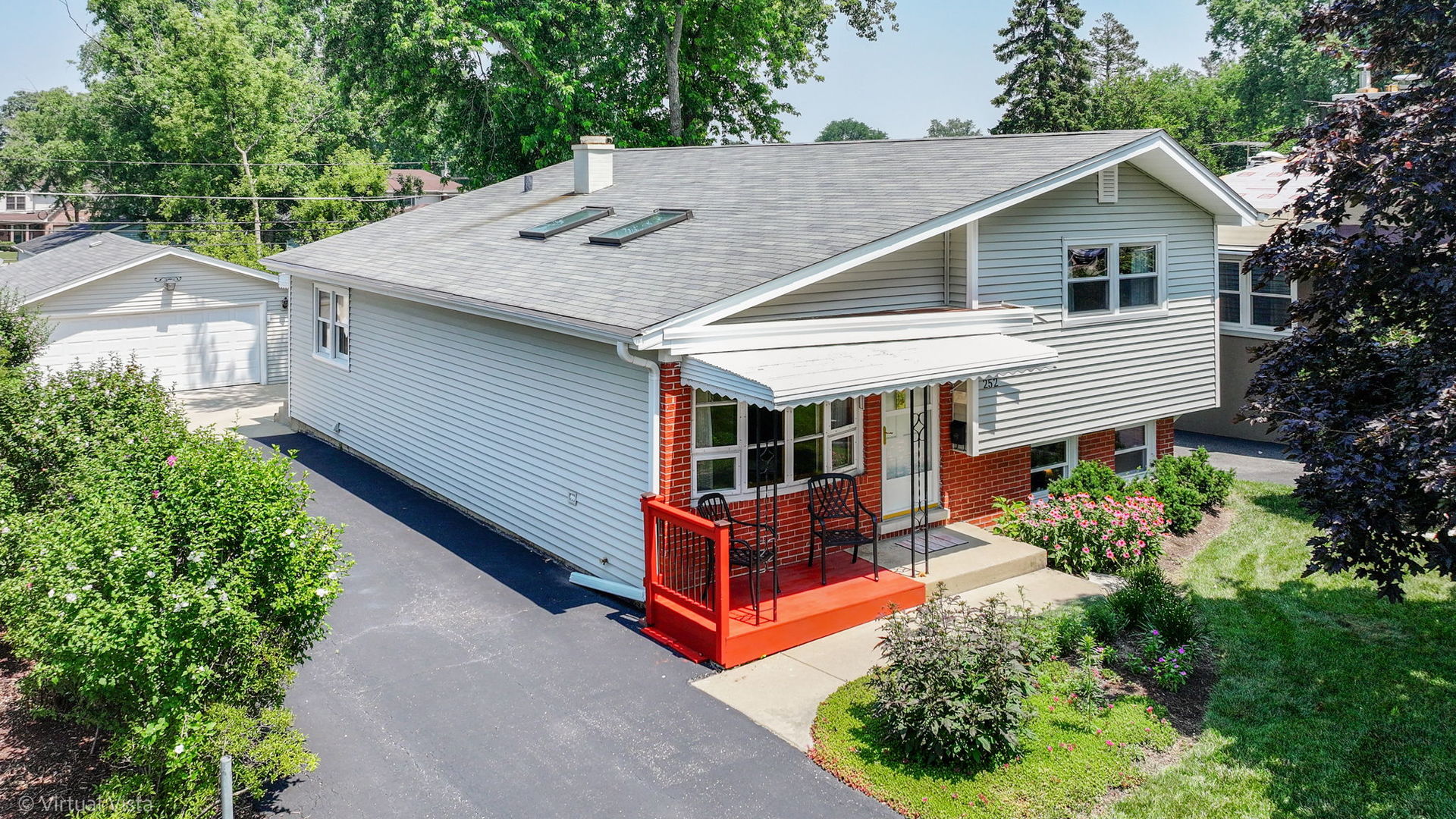 252 W Ethel Avenue, Lombard, IL 60148