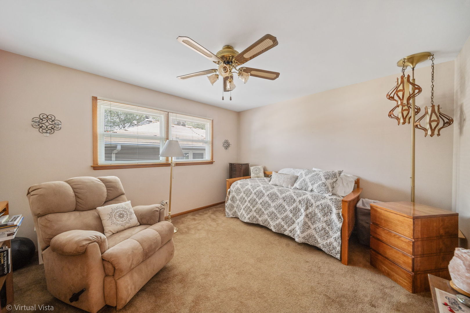 252 W Ethel Avenue, Lombard, IL 60148
