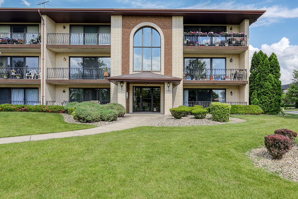 15229 Catalina Drive #1D, Orland Park, IL 60462
