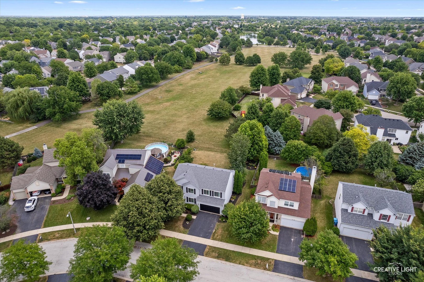 1918 CONGROVE Drive, Aurora, IL 60504