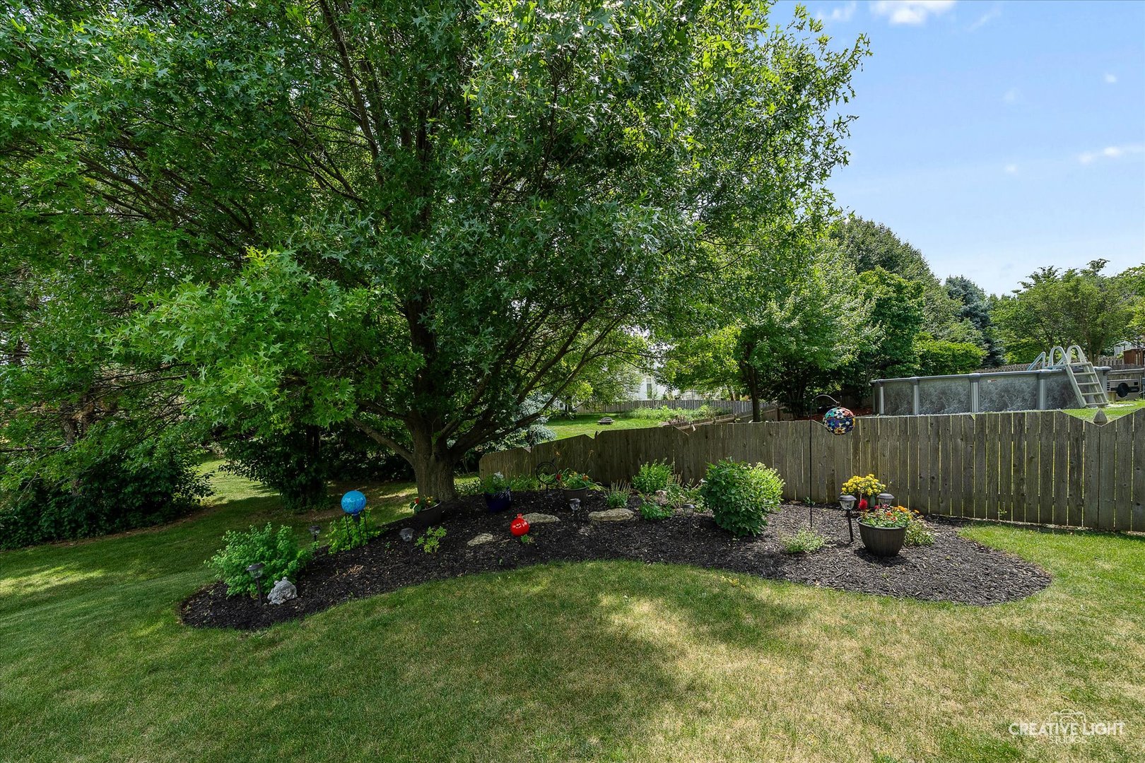 1918 CONGROVE Drive, Aurora, IL 60504