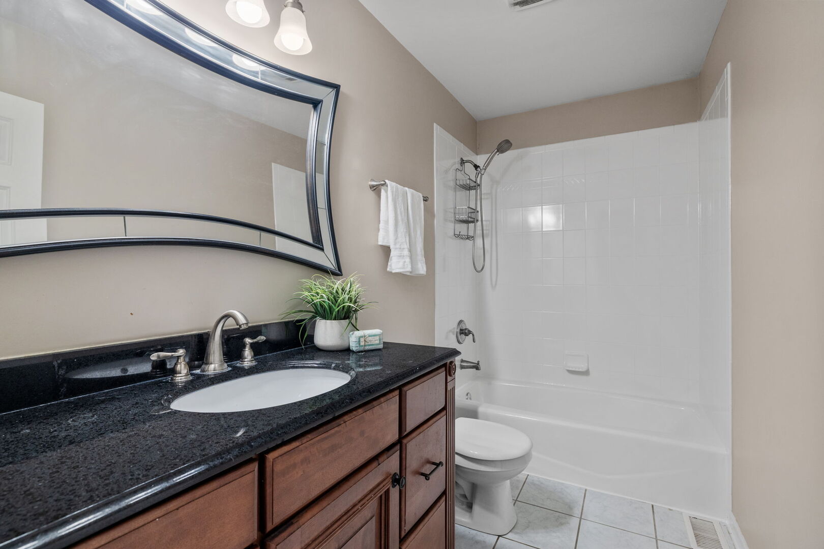 5083 PRAIRIE SAGE Lane, Naperville, IL 60564