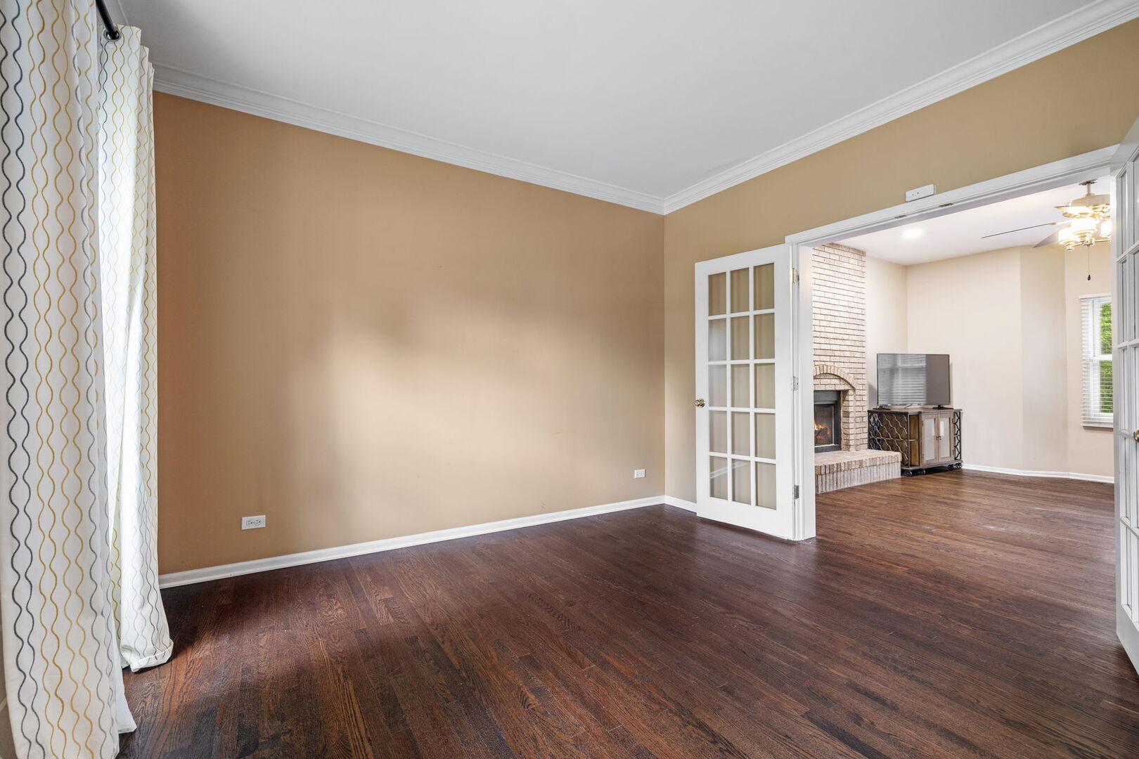 5083 PRAIRIE SAGE Lane, Naperville, IL 60564