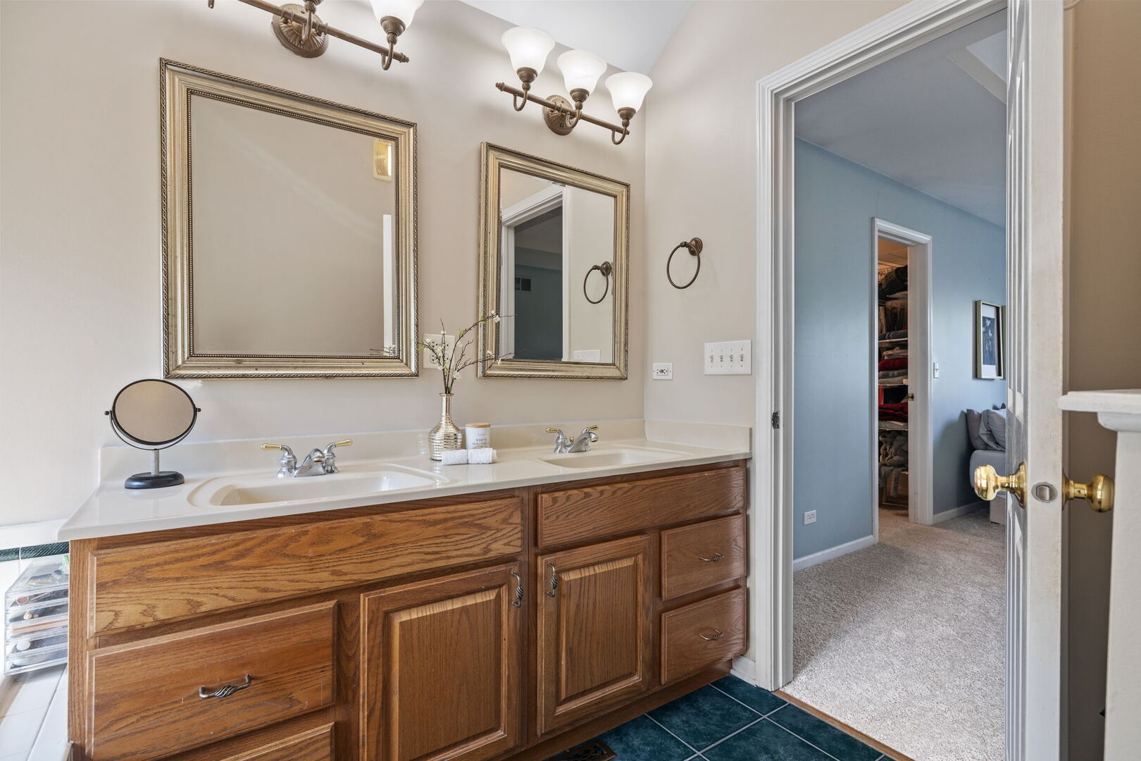 5083 PRAIRIE SAGE Lane, Naperville, IL 60564