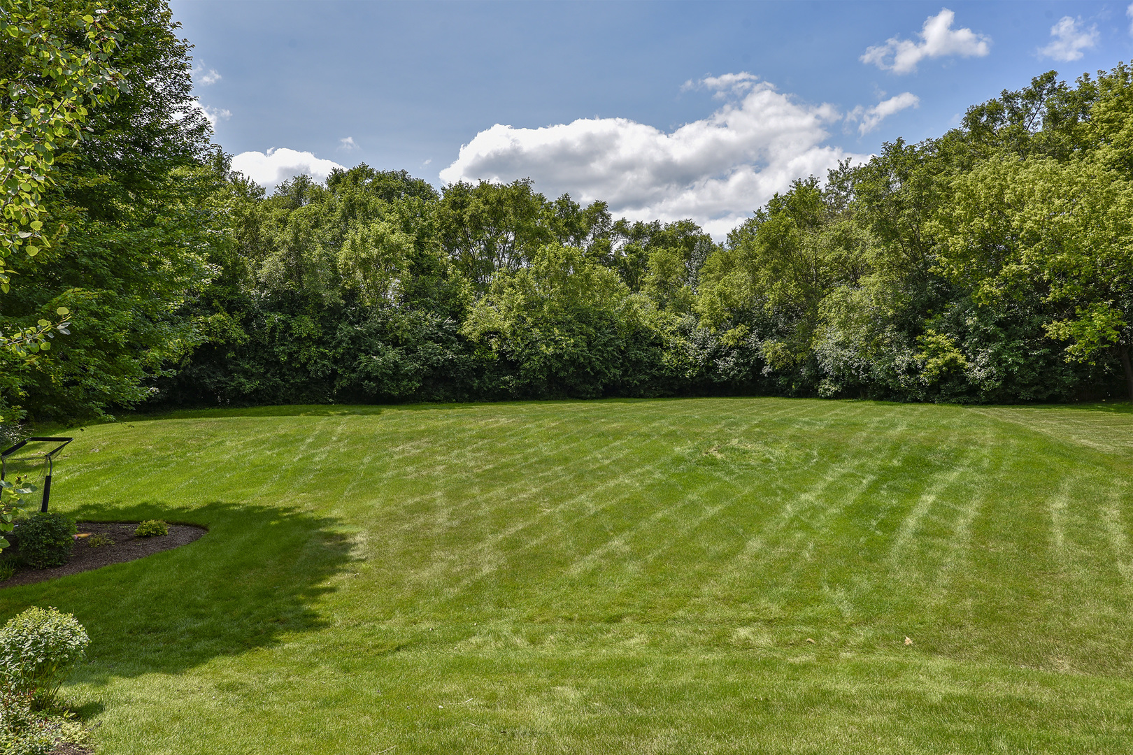 26285 W Roberts Lane, Barrington, IL 60010