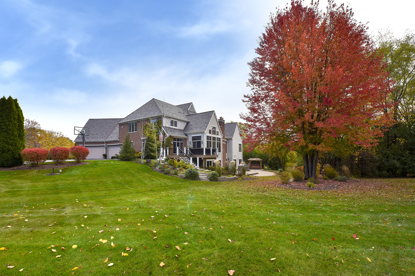 26285 W Roberts Lane, Barrington, IL 60010