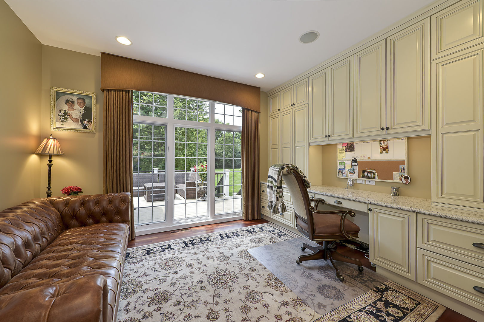 26285 W Roberts Lane, Barrington, IL 60010