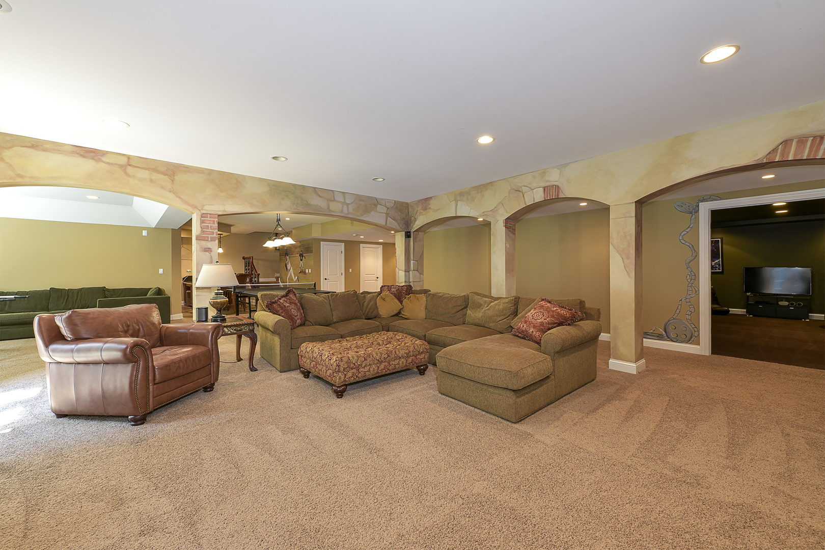 26285 W Roberts Lane, Barrington, IL 60010