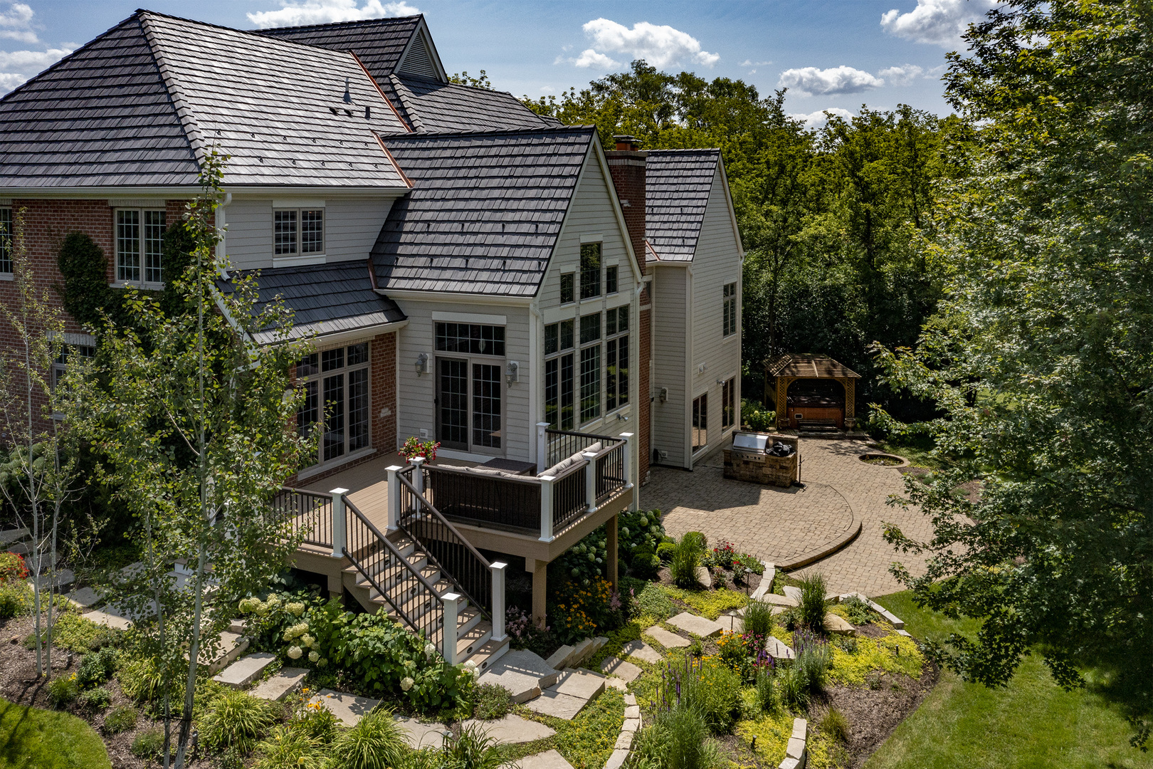 26285 W Roberts Lane, Barrington, IL 60010