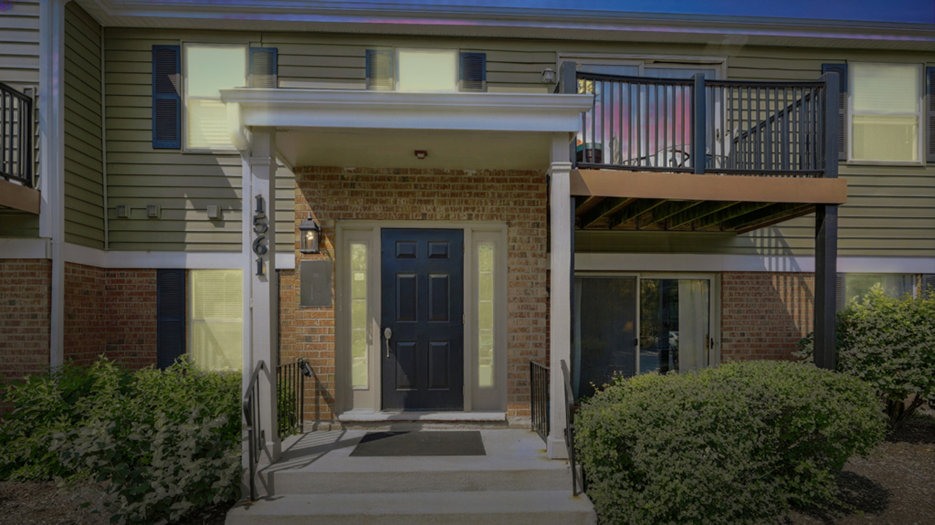 1561 Raymond Drive #104, Naperville, IL 60563