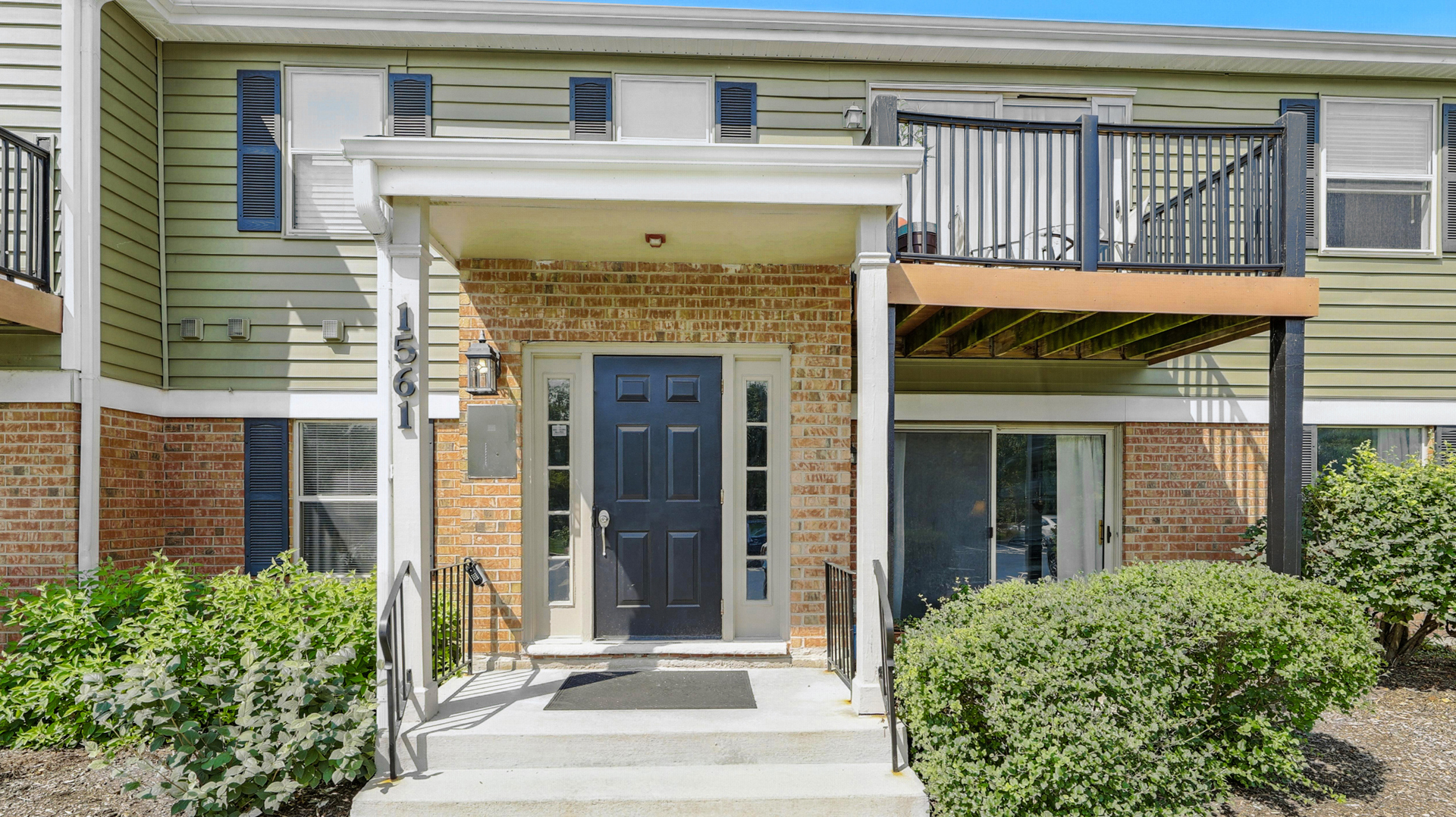 1561 Raymond Drive #104, Naperville, IL 60563